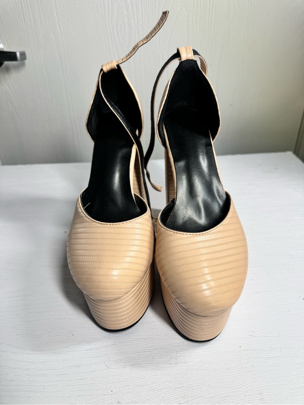 Women's Ankle-Strap Platform Pumps in Nude